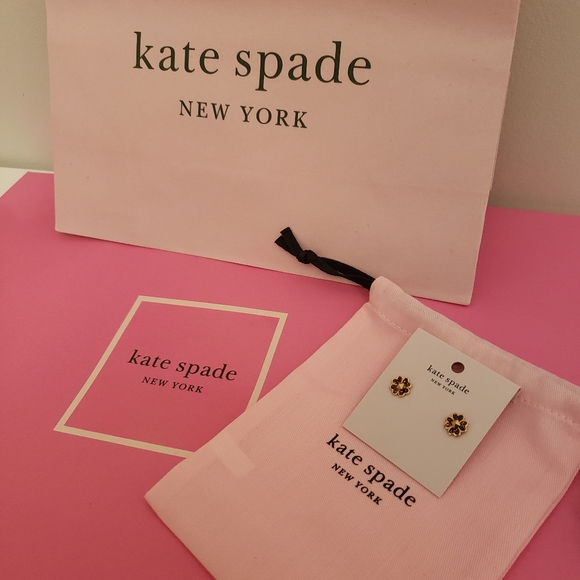 ♠️Kate Spade "Spades & Studs" Earrings - Picture 5 of 10
